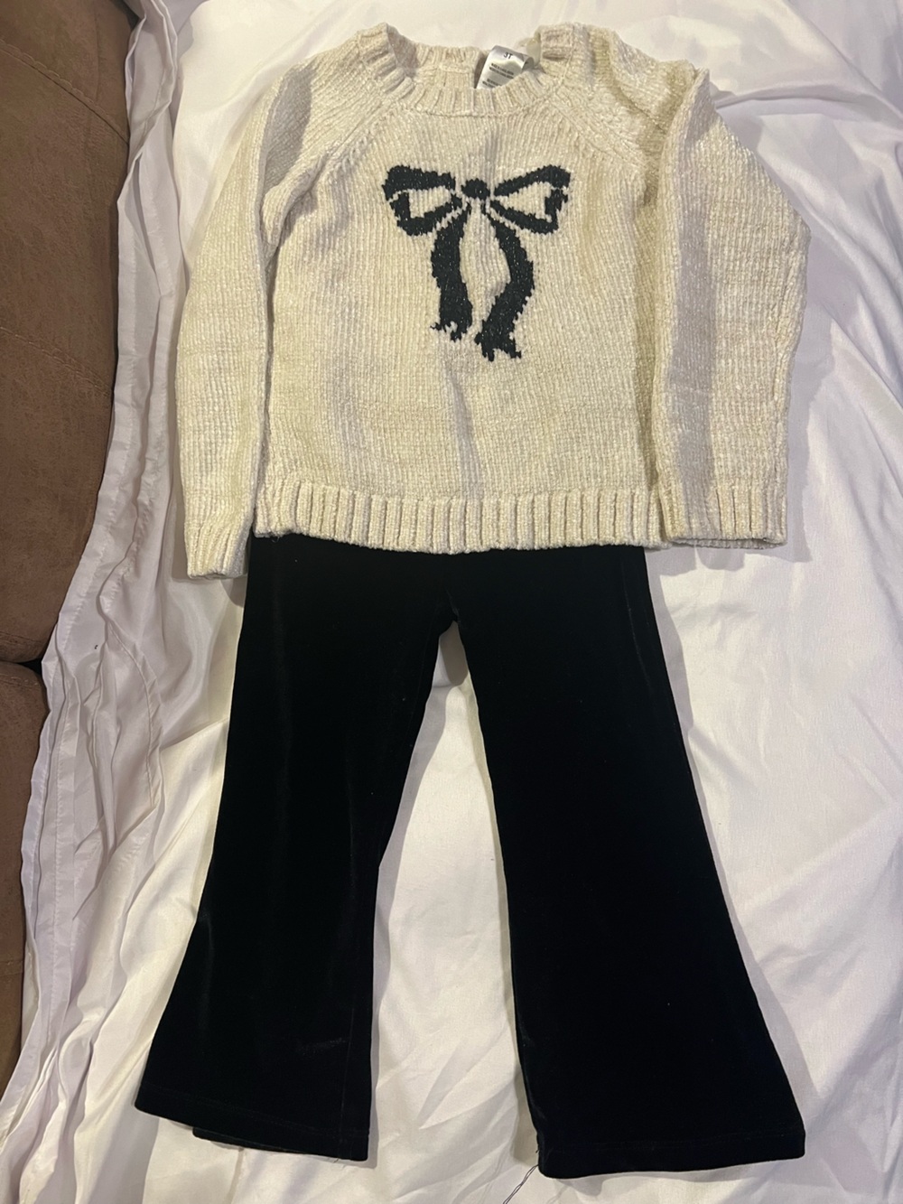 Hudson Baby Black Leggings with Nicole Miller Cream Sweater